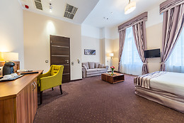 Hotel President