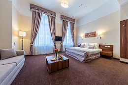 Hotel President
