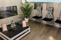 MASSAGE RELAX AND FEEL