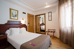 HOTEL ZENTRAL RAMIRO I