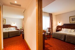 HOTEL ZENTRAL RAMIRO I