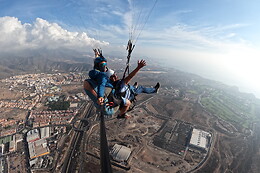 LETSFLY PARAGLIGLING