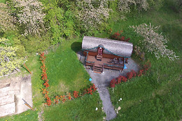 Le Chalet du Chemin et sa Roulotte