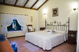 HOTEL RURAL SOTERRAÑA