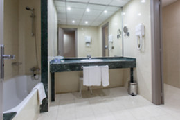 OLYMPIA HOTEL EVENTS & SPA
