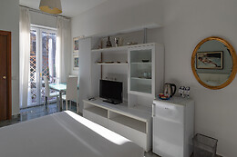 Aiello Rooms