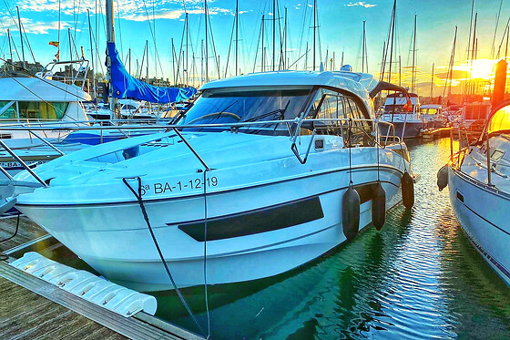 YATE DE LUJO GETXO - photo 0