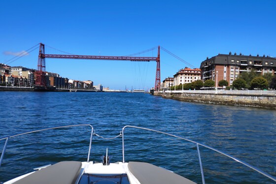 YATE DE LUJO GETXO - photo 1