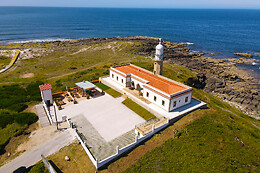 HOTEL FARO LARIÑO