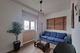 FAMILY SURF HOME
