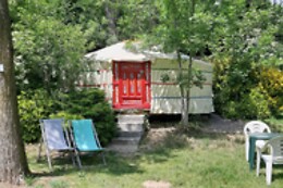 Camping Ushuaïa Villages Le Viaduc