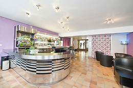 BRIT HOTEL CAHORS - LE FRANCE