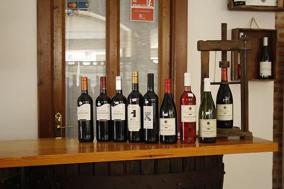 BODEGAS JESUS DIAZ E HIJOS - photo 9