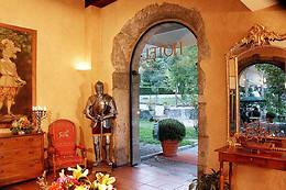 Château des Comtes de Challes
