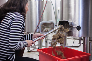 Een workshop bierbrouwen en maaltijd bij Beerstorming (Sint-Gillis - Brussel)