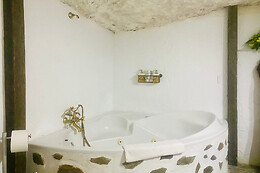 ARICO CAVE LUXURY EXPERIENCE