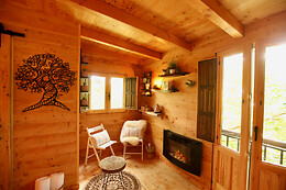 NATURE TREE HOUSE