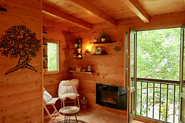 NATURE TREE HOUSE