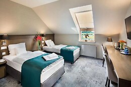Hotel Szary Residence