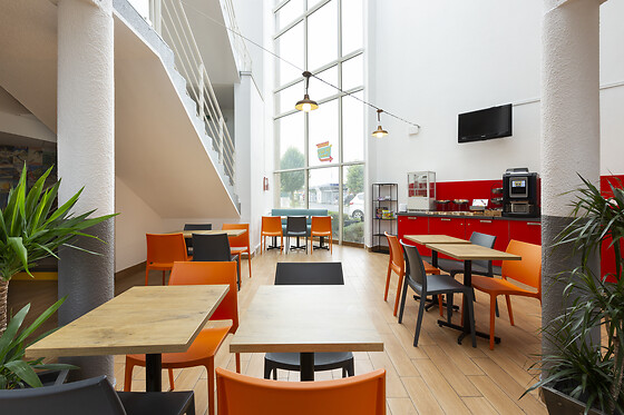 Hôtel HOTELF1 Reims Tinqueux - photo 1