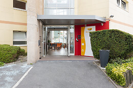 Hôtel HOTELF1 Reims Tinqueux