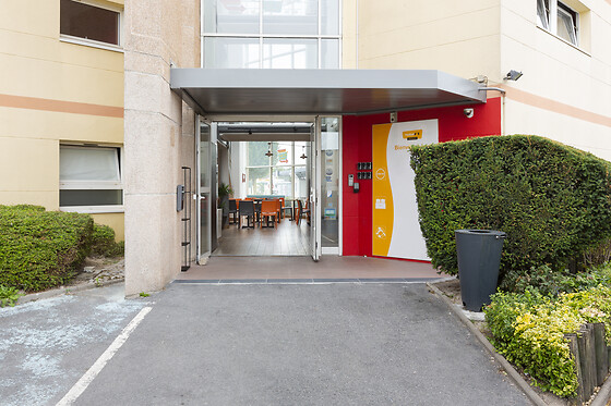 Hôtel HOTELF1 Reims Tinqueux - photo 0