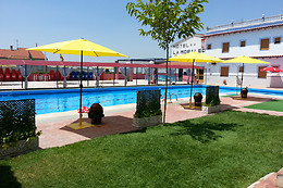 HOTEL LA MORALEDA-COMPLEJO LAS DELICIAS