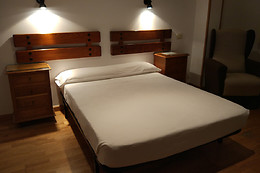 HOTEL LOS PERALES