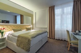 Hotel Taurus