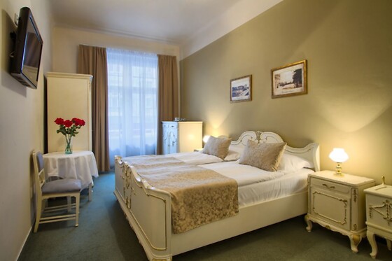 Hotel Taurus - photo 5