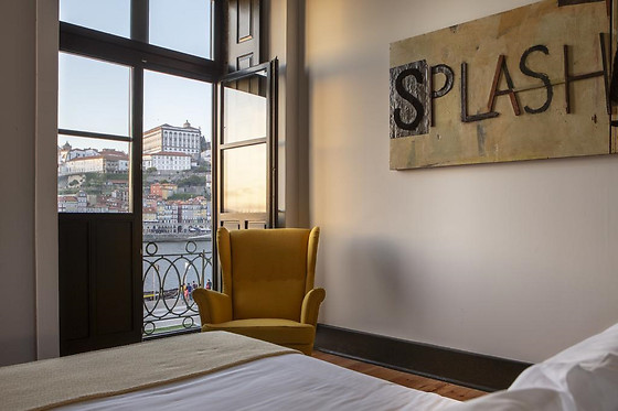 THE HOUSE OF SANDEMAN HOSTEL & SUITES - photo 5