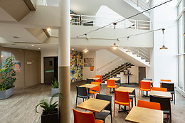 Hôtel hotelF1 Nemours