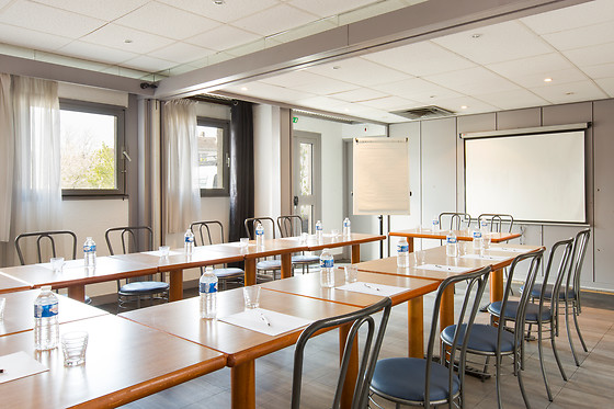 ibis budget Fresnes - photo 9