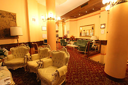 King Mokinba Hotels