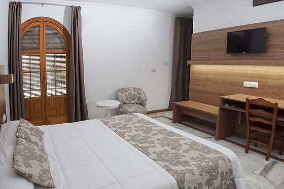 HOTEL LA PINTA - photo 8