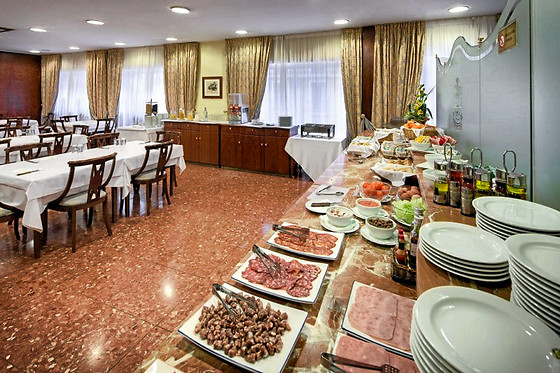 HOTEL GAUDI - photo 0