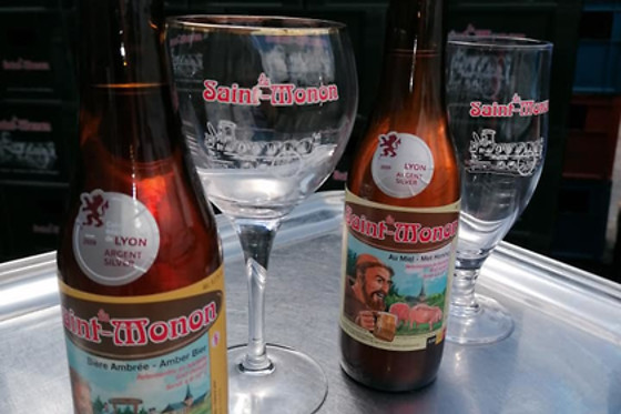 Een brouwerijbezoek en degustatie voor 2 bij Brasserie artisanale de Saint-Monon (Ambly- Luxemburg)
