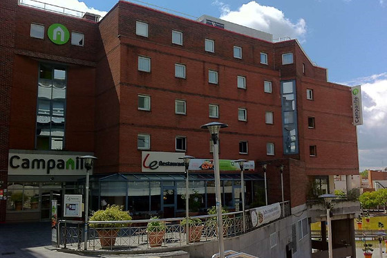 Campanile Saint Quentin En Yvelines - photo 0