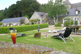 Hotel The Originals Manoir de Moëllien