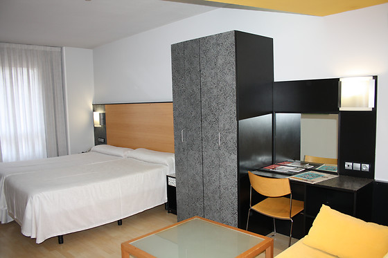 FARANDA EXPRESS PATHOS GIJON - photo 0