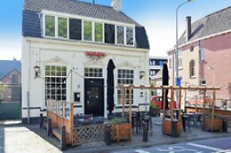 HollaPolla Restaurant
