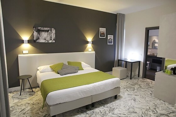 Online Booking EPS - photo 0