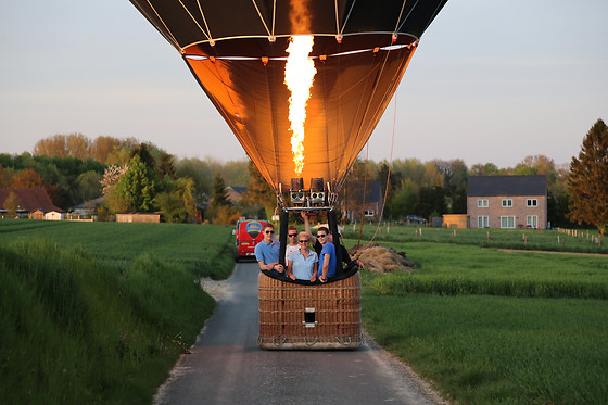 Vol en montgolfière - Pearl Balloon - Court-Saint-Etienne (Brabant wallon)