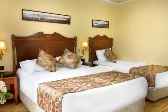Hotel Empire Palace - photo 6