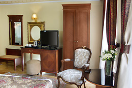 Hotel Empire Palace