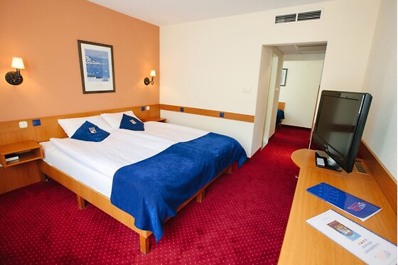 Hotel Mediterran - photo 5