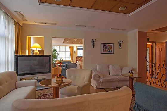 Hotel Mediterran - photo 9