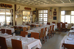 HOTEL LOS PERALES