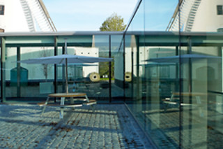 Toegang tot de wellness en bubbels voor 2 bij D-Hotel (Kortrijk - West-Vlaanderen)