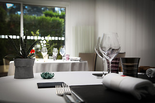 Repas gastronomique pour 2 à L’Aubergade à Dury (France)